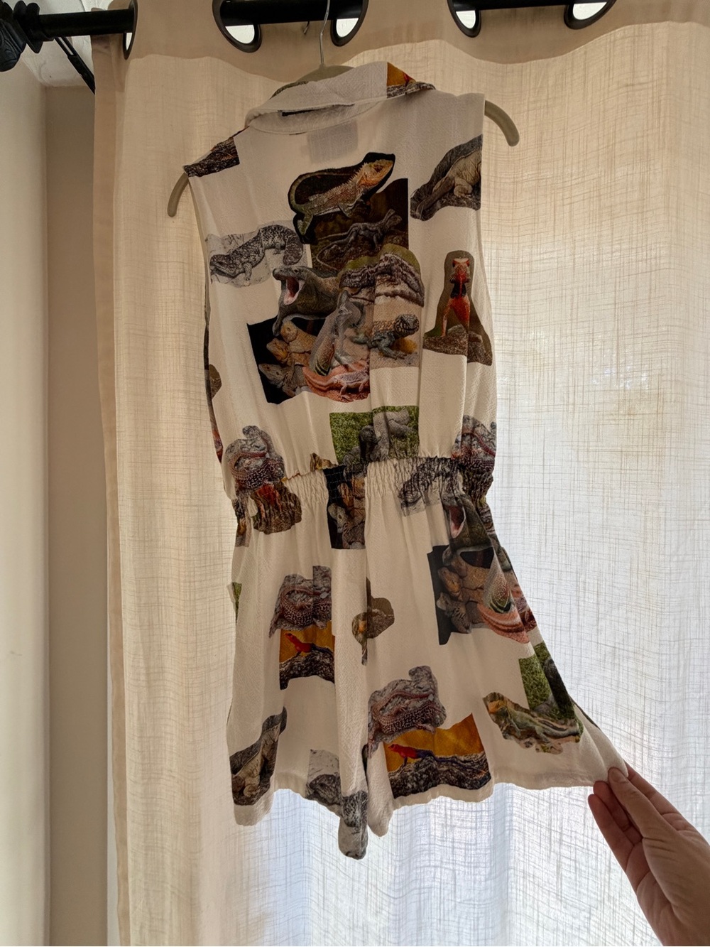 Fashion Brand Company White Sleeveless Romper with lizards / iguanas